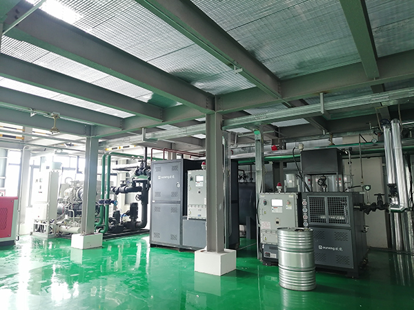 電加熱導熱油爐工作原理及特點，工業(yè)加熱利器